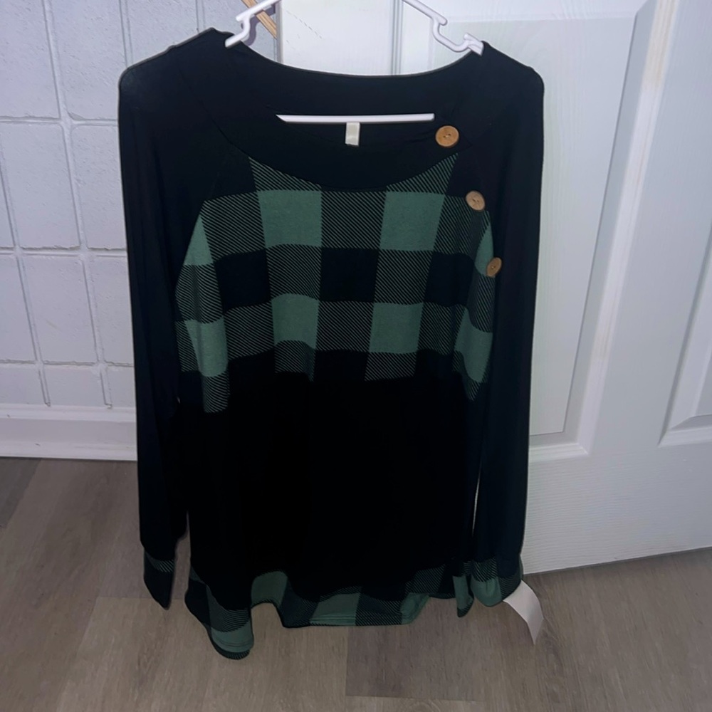 Long sleeve women’s shirt